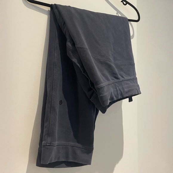 Lululemon Men’s - Balancer Crop Pant (Short) - Picture 3 of 4